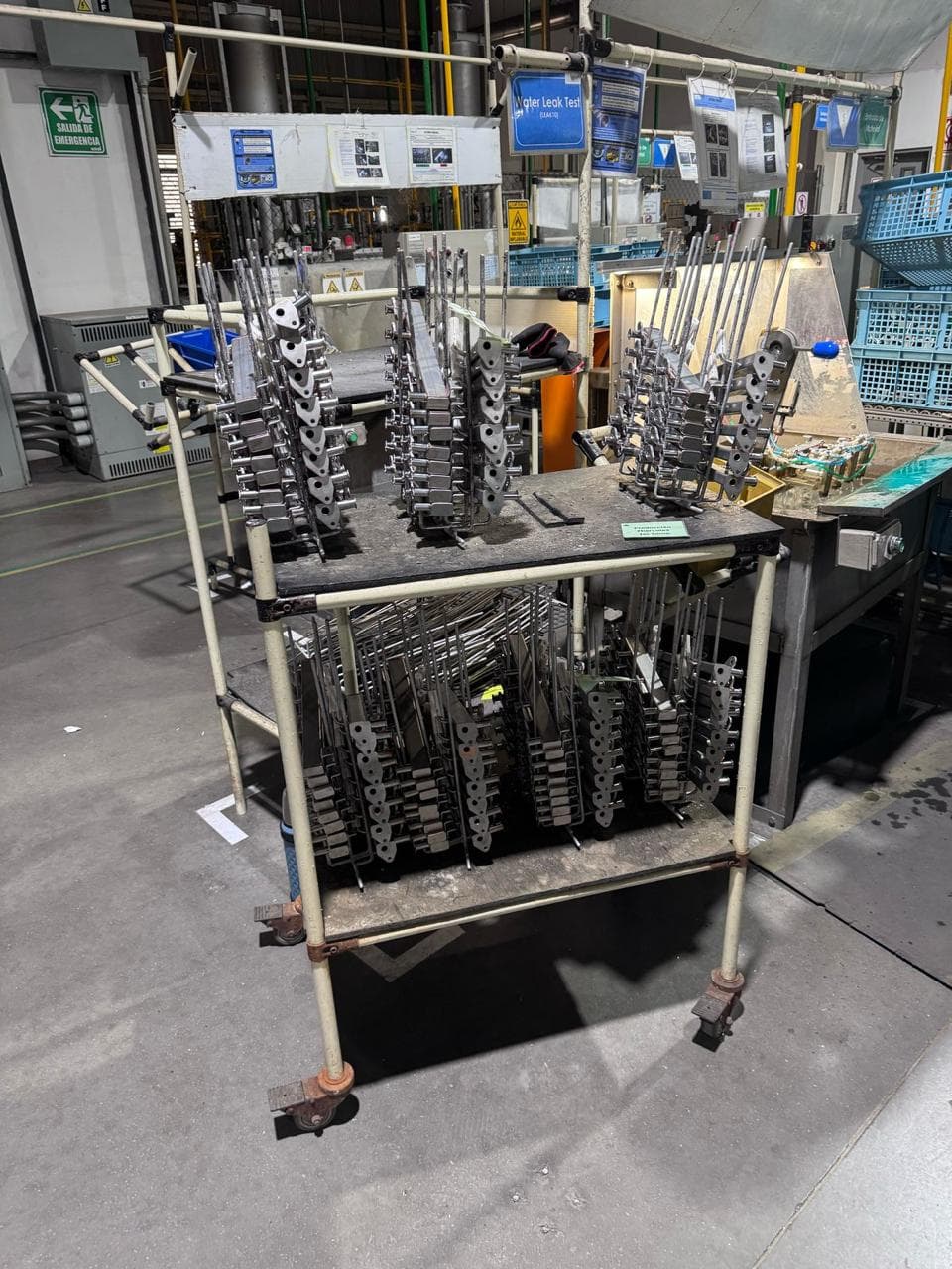 Imagen 1 de Fabricación de pernos roscados industriales