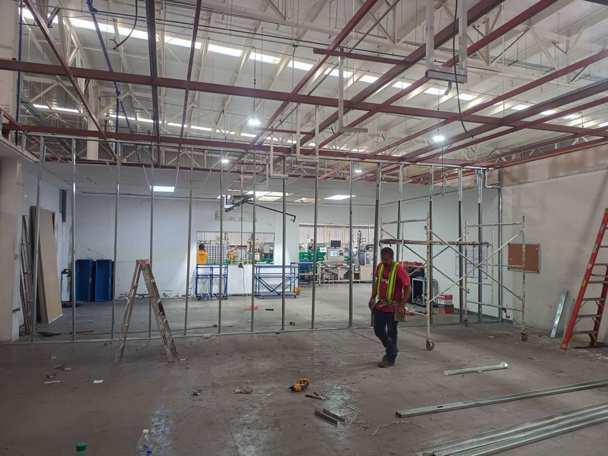 Imagen 5 de Adecuación de oficinas industriales