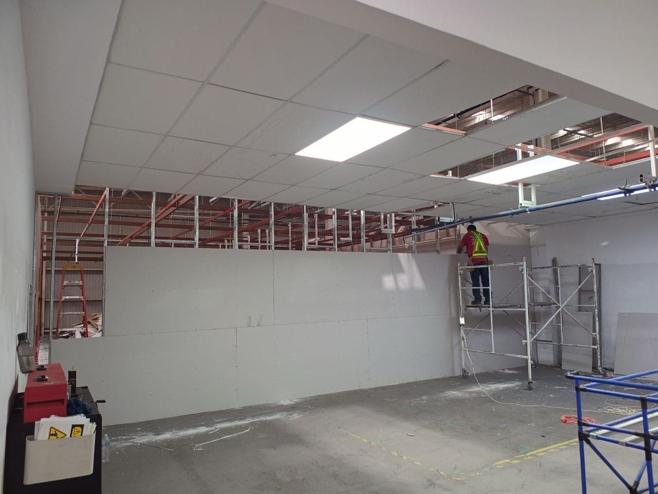 Adecuación de oficinas industriales 2