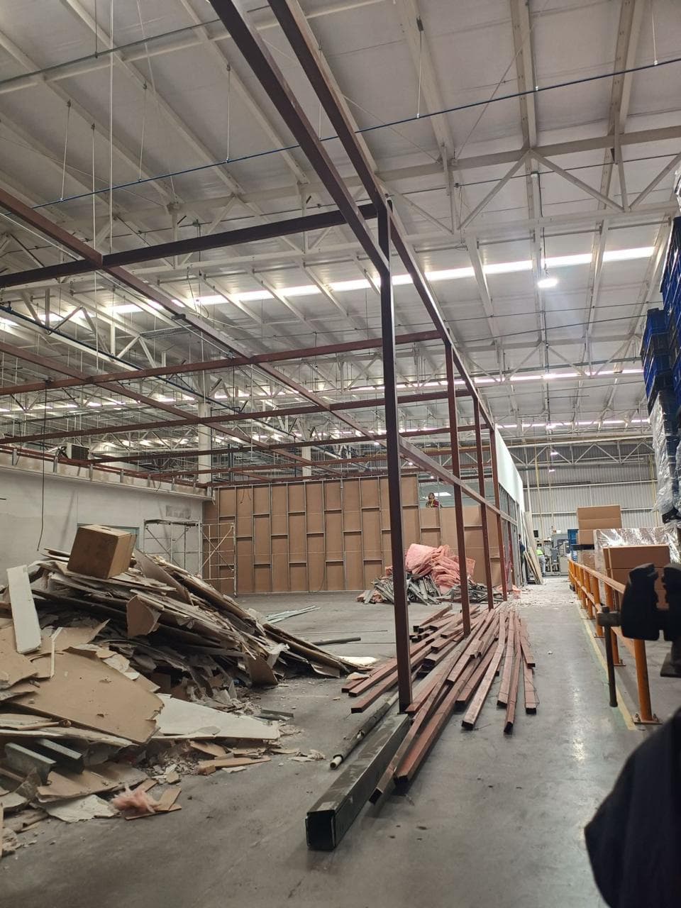 Adecuación de oficinas industriales 6